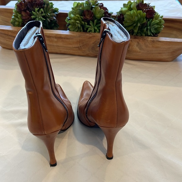 Charles David women’s heels heeled leather boots booties size 7.5. EUC - Picture 2 of 7